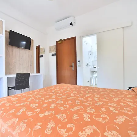 Hotel Di Giovanni Bibione Room photo